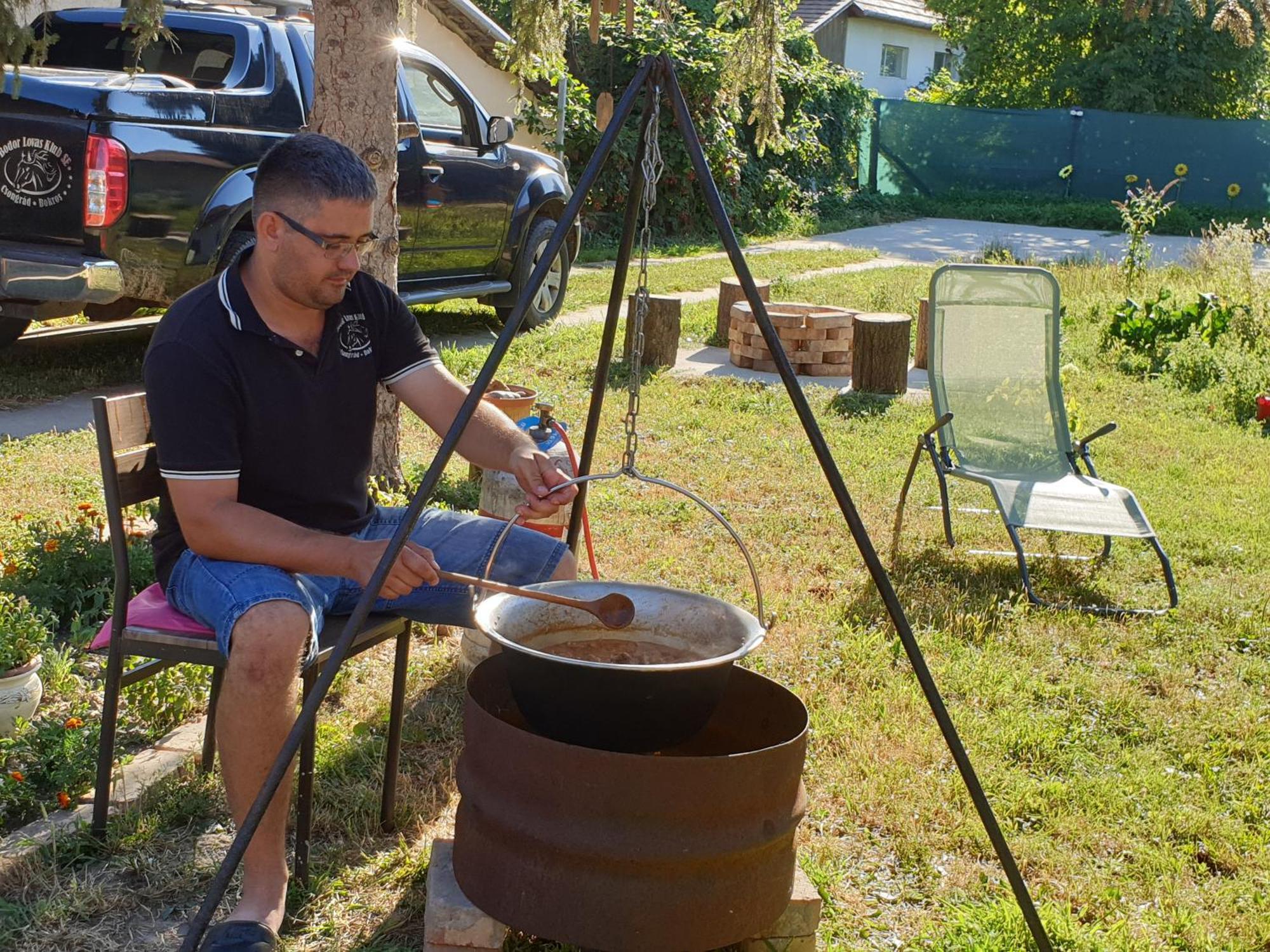 Szazszorszep Vendeghaz Apartmán