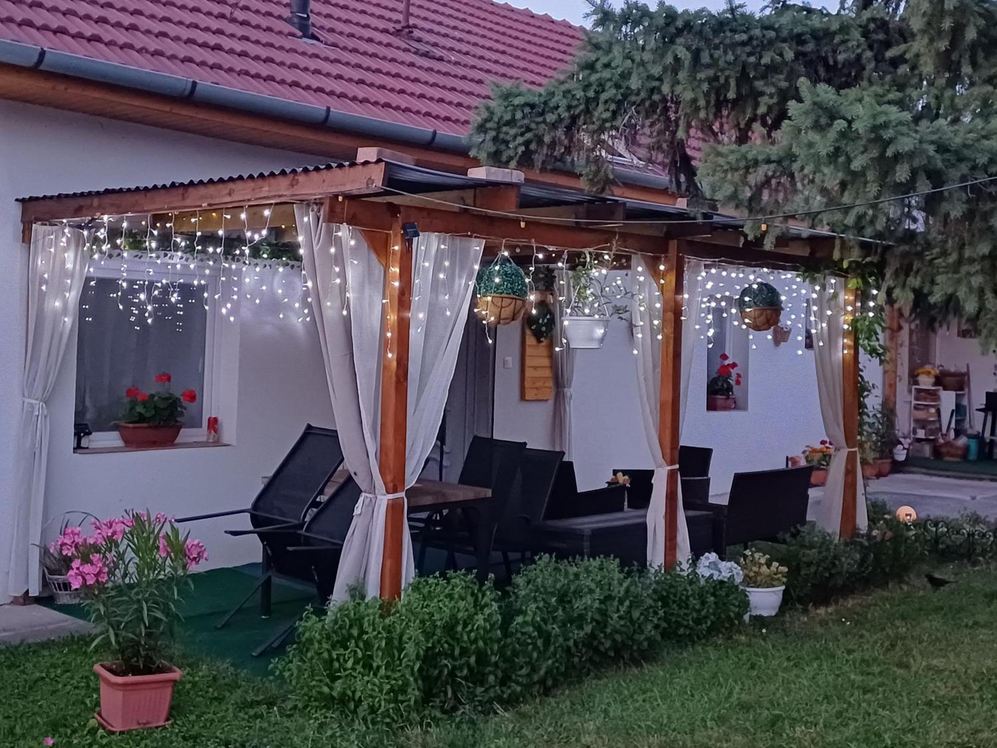 Apartmán Szazszorszep Vendeghaz Csongrád